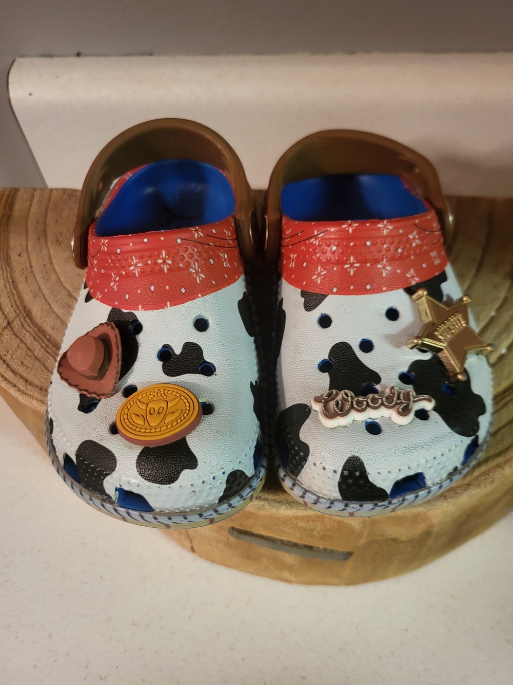 Crocs Toy Story Woody Clogs Kids C7 Cowboy Sheriff Disney Pixar